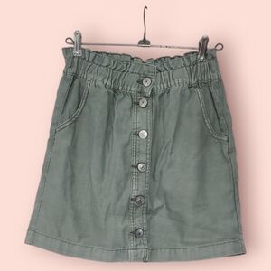 Womens AE Short Skirt Sz 4 Regular